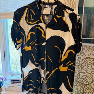 Men's Black & White Floral Print Short-Sleeve Shirt by Unknown Brand